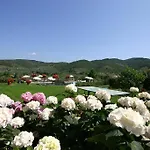 科特瑞吉欧乡村民宿 *